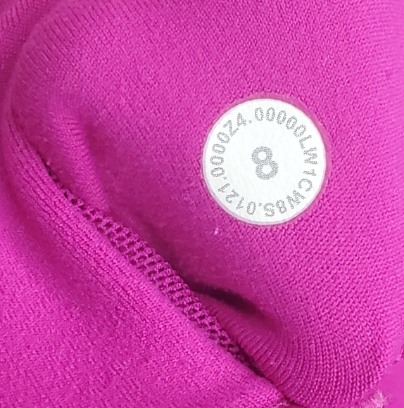 Lululemon Size 8 - Sports Bra - Build In Padded Bra - Picture 5 of 6